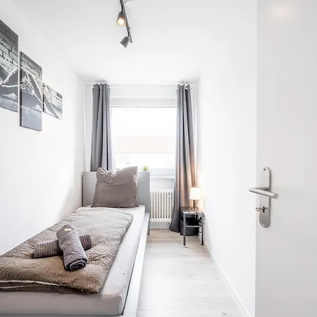 Monteursuite In Dueren - Bei Koeln & Aachen Daire